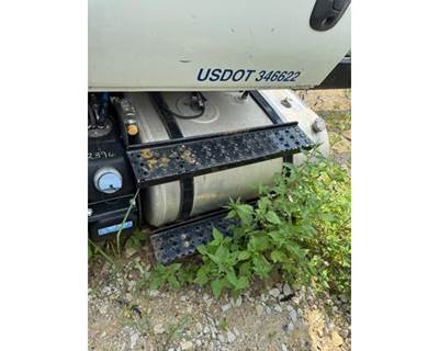 International 3752732C92 Fuel Tank for a International MV607