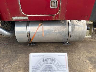 Kenworth K424-737N1372K-120 Left Fuel Tank for a Kenworth T800