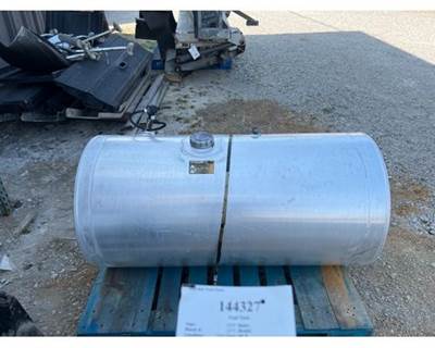 Kenworth T680 Right Fuel Tank