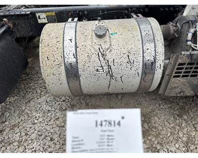 Mack 21161044 Fuel Tank for a Mack CH612