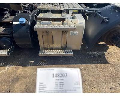 Mack 21237676 Left Fuel Tank for a Mack CXU613