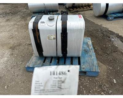 Volvo 21172563 Right Fuel Tank for a Volvo VNL