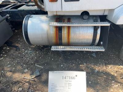 Volvo VNL Right Fuel Tank