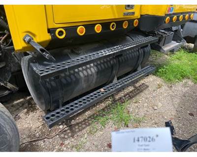 Western Star A03-34591-080 Left Fuel Tank for a Western Star TR 4900 FA