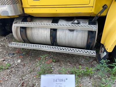 Western Star A03-34636-041 Fuel Tank for a Western Star TR 4900 FA