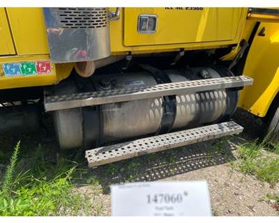 Western Star A03-34636-041 Right Fuel Tank for a Western Star TR 4900 FA