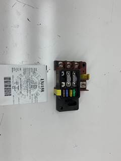 Freightliner A06-72138-012 Fuse Box for a Freightliner CASCADIA