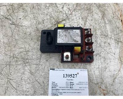 Freightliner A06-72138-012 Fuse Box for a Freightliner CASCADIA 125BBC