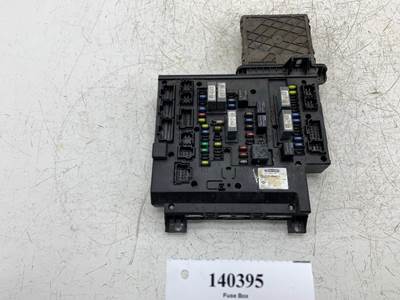 Freightliner A06-75981-000 Fuse Box for a Freightliner CASCADIA 125BBC