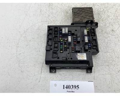 Freightliner A06-75981-000 Fuse Box for a Freightliner CASCADIA 125BBC
