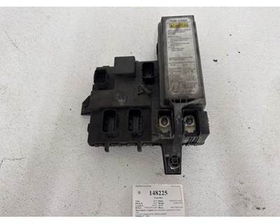 Freightliner A06-75982-005 Fuse Box for a Freightliner CASCADIA