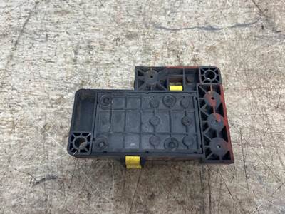 Freightliner A66-03712-009 Fuse Box for a Freightliner CASCADIA