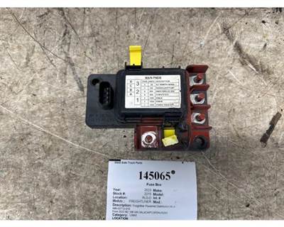 Freightliner A66-03712-010 Fuse Box for a Freightliner M2 106