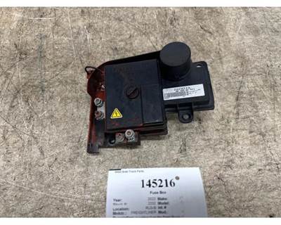 Freightliner A66-10292-004 Fuse Box for a Freightliner CASCADIA 126