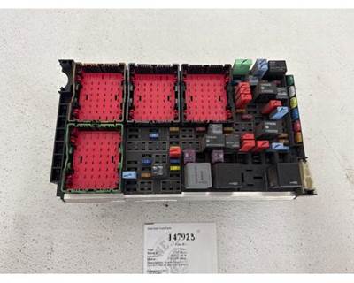 Paccar Fuse Box for a Kenworth T680