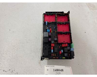 Paccar Fuse Box for a Kenworth T680