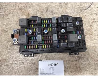 Mack 23644737 Fuse Box for a Mack R686T