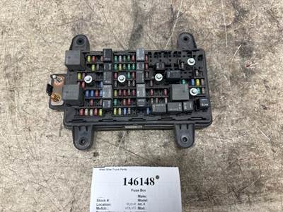 Volvo 23235229 Fuse Box