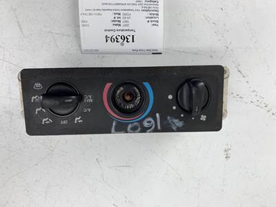 Ford F81H-19E764-A Heater / AC Temp Control for a Ford F650