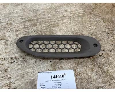 2015 Freightliner Cascadia 126 Defrost Dash Panel Cover, Part # 22-61938-000