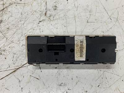 Freightliner A22-57054-004 Heater / AC Temp Control for a Freightliner M2 106