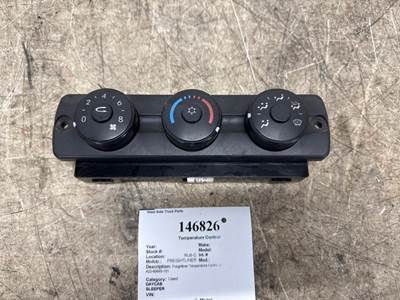 Freightliner A22-60645-101 Heater / AC Temp Control