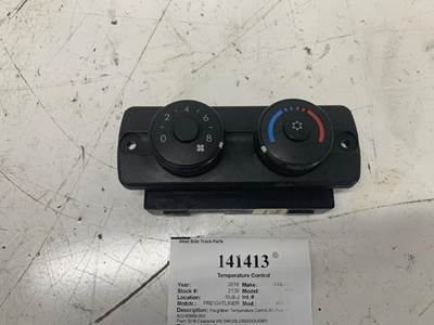 Freightliner A22-60669-002 Heater / AC Temp Control for a Freightliner CASCADIA