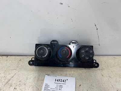 Freightliner A22-73670-002 Heater / AC Temp Control for a Freightliner CASCADIA 126