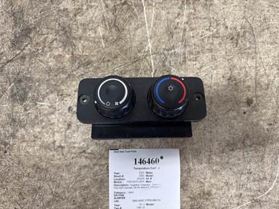 Freightliner A22-73672-002 Heater / AC Temp Control for a Freightliner CASCADIA 126