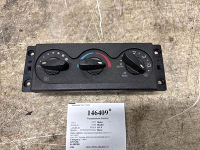International 3827580C1 Heater / AC Temp Control for a International DuraStar 4300