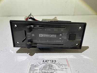 Kenworth K092-399-1 Heater / AC Temp Control for a Kenworth T800