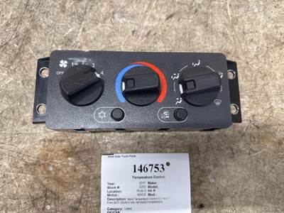Mack 29RD324AM Heater / AC Temp Control for a Mack CXU613