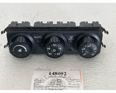Used Paccar F21-1028-13A1 Heater / AC Temp Control for 2016 Kenworth T680