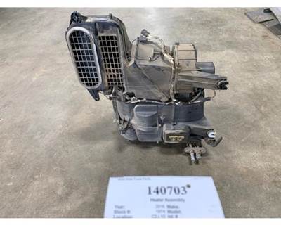 Mack 22060902 Heater Assembly for a Mack CHU613