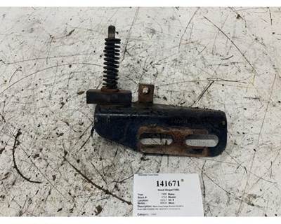 Mack 68QM54 Hood Hinge for a Mack RD688S