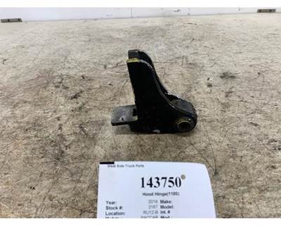 Paccar L48-6086 Hood Hinge for a Peterbilt 579