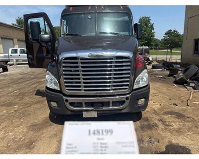2018 Freightliner Cascadia Hood, OEM Part # A17-15588-009