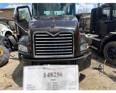 2016 Mack CXU613 Hood OEM, Part # 82716357