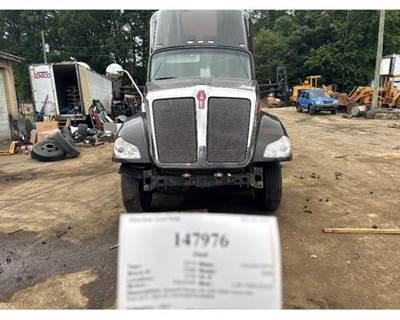 2013 Kenworth T680 Paccar OEM Hood, Part # L29-1294-20000