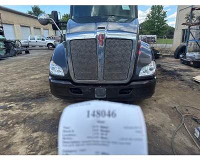 2016 Kenworth T680 Paccar Hood OEM L29-6149-10000