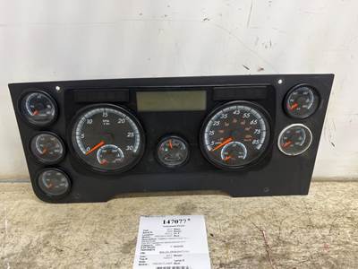 Freightliner A06-93012-000 Instrument Panel Cluster for a Freightliner CASCADIA