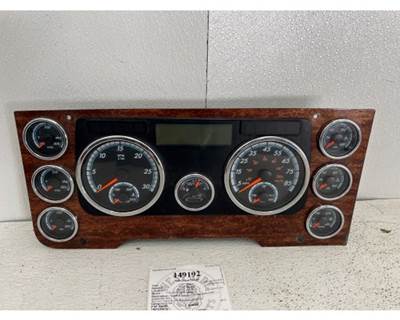 Freightliner A06-93012-101 Instrument Panel Cluster for a Freightliner CASCADIA