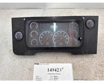 Freightliner A22-71924-101 Instrument Panel Cluster for a Freightliner CASCADIA