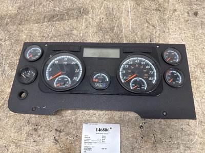 Freightliner A22-71989-000 Instrument Panel Cluster for a Freightliner CASCADIA 113BBC