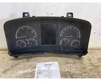 Freightliner A22-74911-601 Instrument Panel Cluster for a Freightliner CASCADIA 126