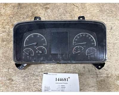 Freightliner A22-75412-101 Instrument Panel Cluster for a Freightliner CASCADIA 126
