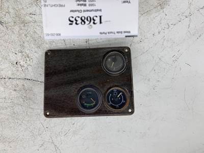 Freightliner FLC Instrument Panel Cluster