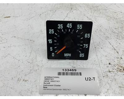 International 1690274C1 Instrument Panel Cluster