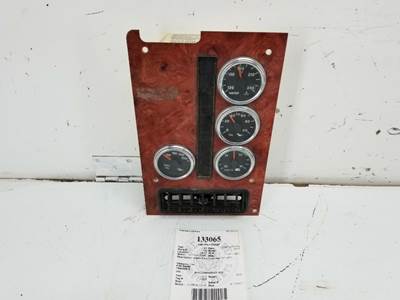 International 3571296C1 Instrument Panel Cluster for a International 9200I