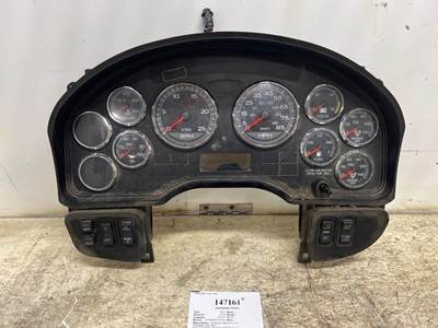 International 3868156F91 Instrument Panel Cluster for a International Prostar